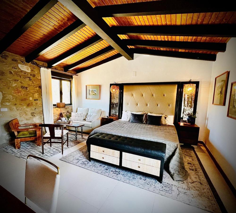 Aqua Et Oleum Hotel Villamiel Bilik gambar
