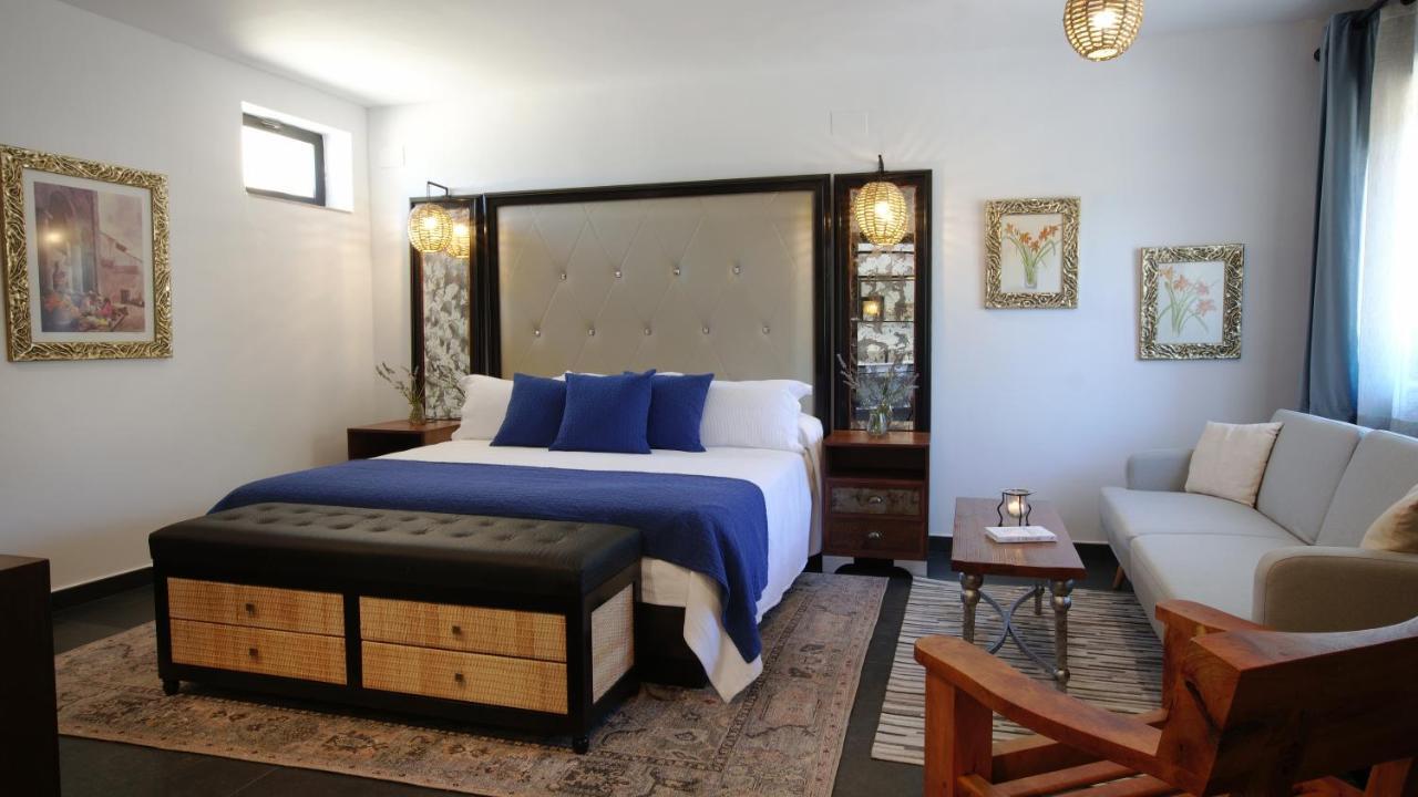 Aqua Et Oleum Hotel Villamiel Bilik gambar