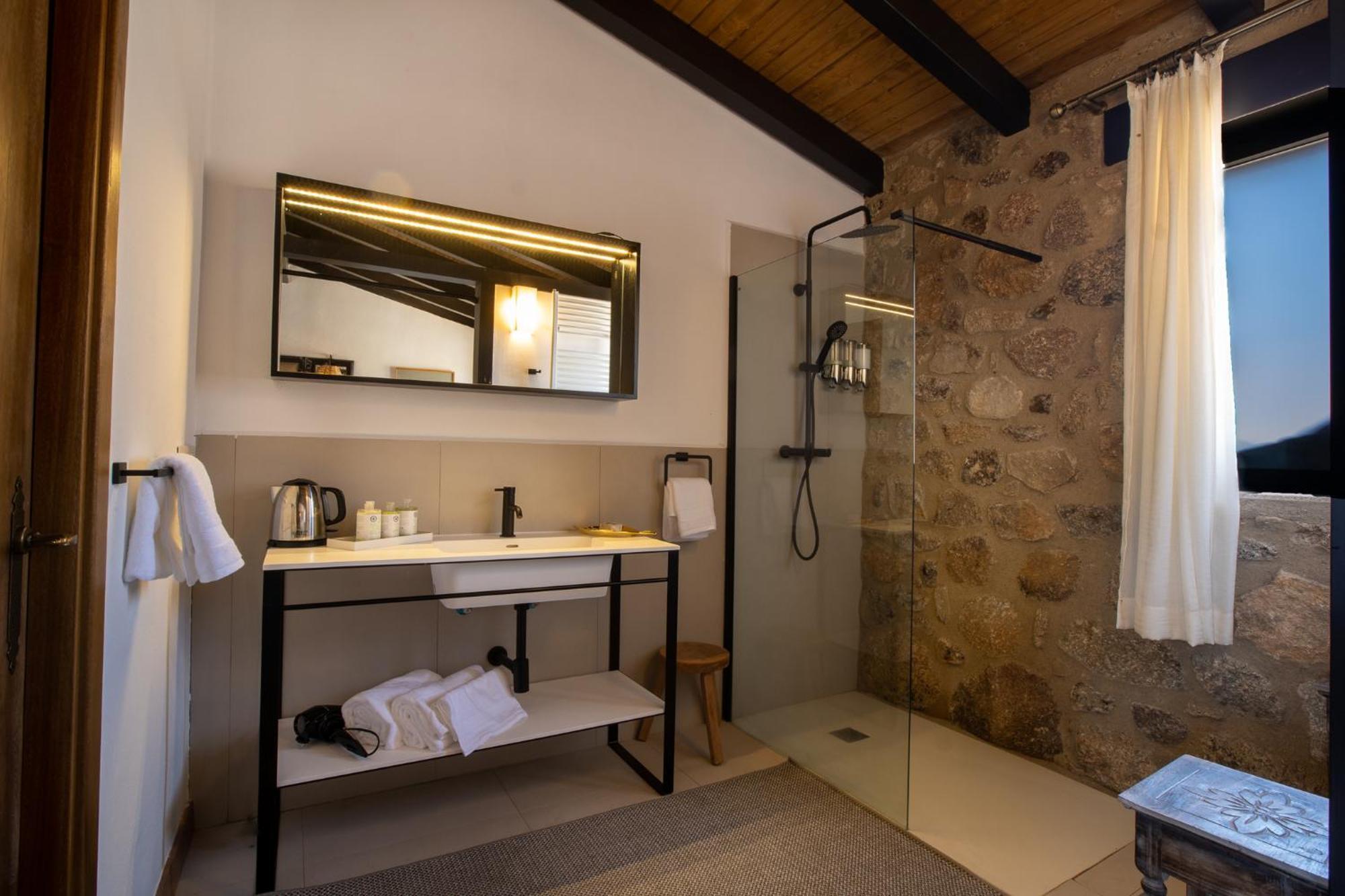 Aqua Et Oleum Hotel Villamiel Bilik gambar